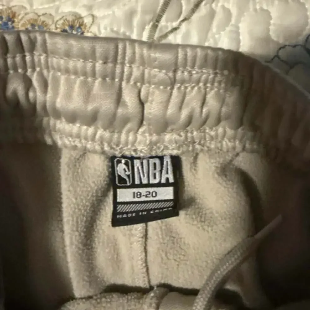 NBA Youth Jogger Sweatpants Light Brown Embroidered Logo Size 18-20
